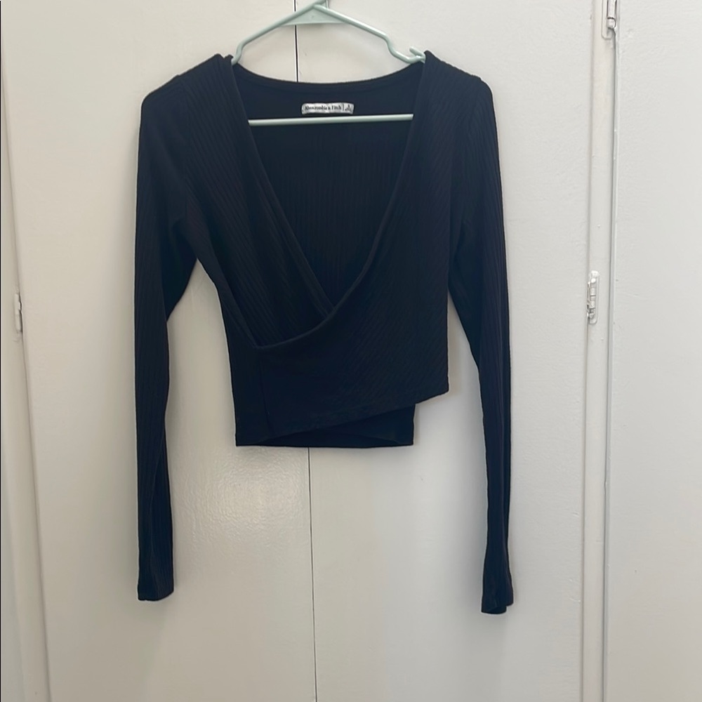 Abercrombie & Fitch Black V-Neck Sweater